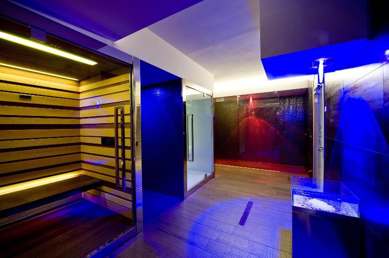 Viola Mhotel - Aktivite