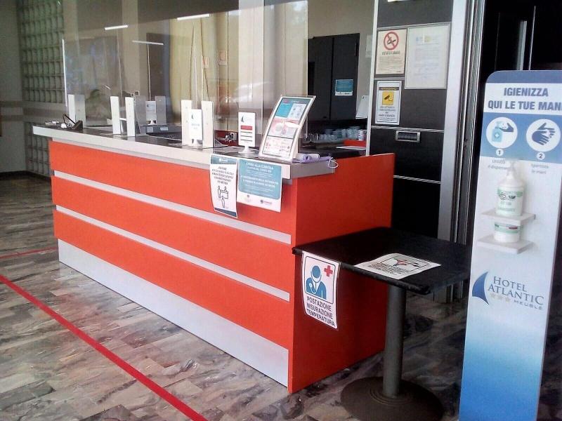Hotel Atlantic Meublè - Lobi