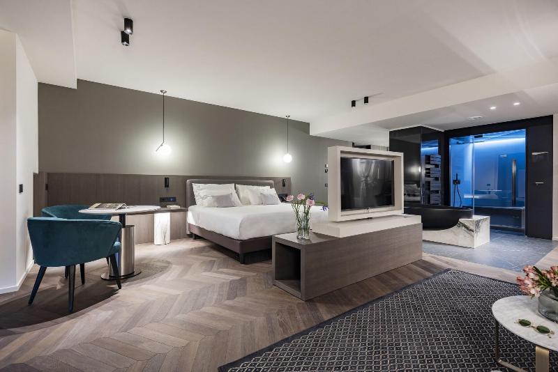 EALA My Lakeside Dream - Adults Friendly - Oda