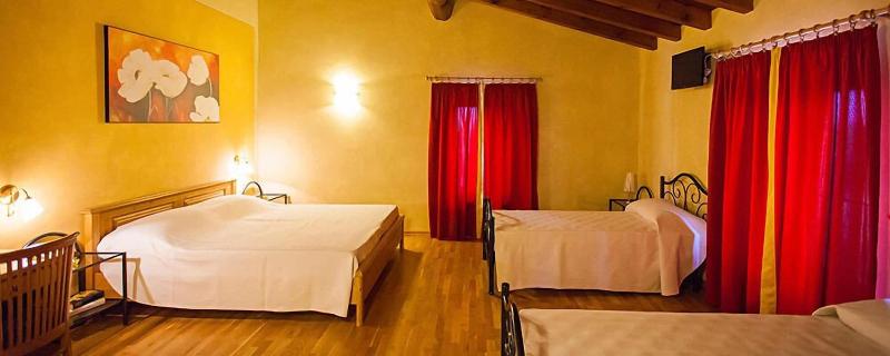 Hotel Alla Corte Dei Bicchi - Oda