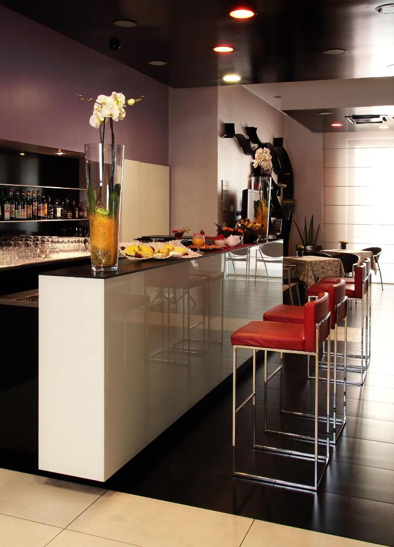 Euro Hotel Residence - Bar