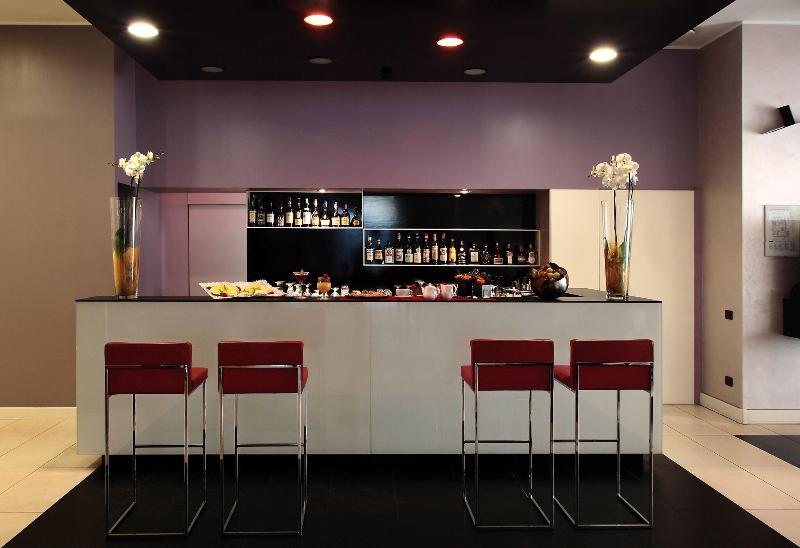 Euro Hotel Residence - Bar