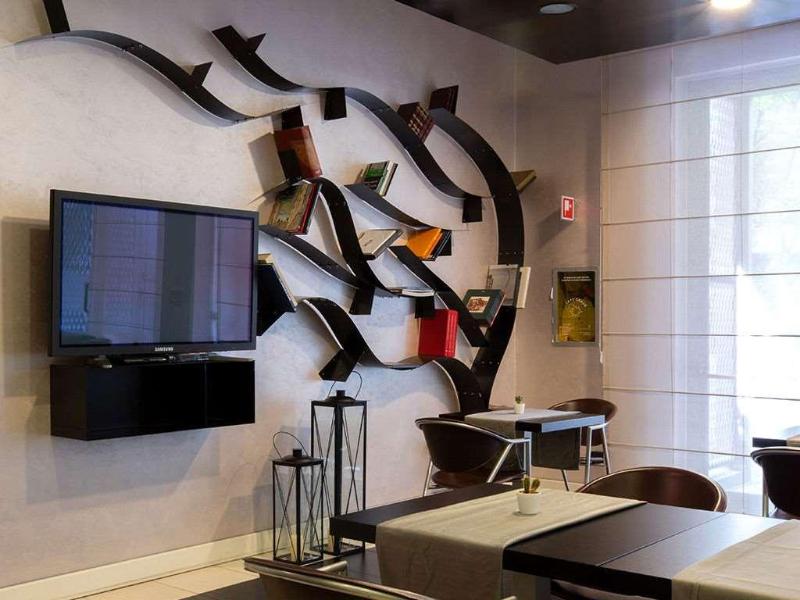 Euro Hotel Residence - Lobi