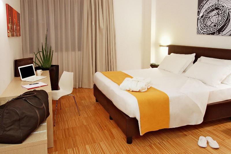 Euro Hotel Residence - Oda