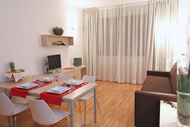 Euro Hotel Residence - Oda