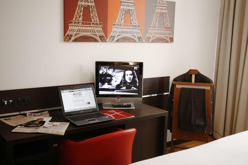 Euro Hotel Residence - Oda