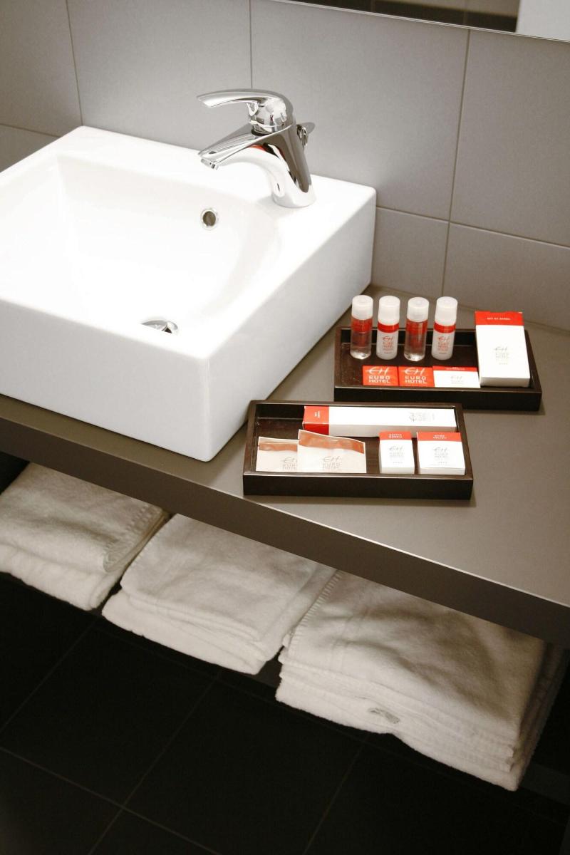 Euro Hotel Residence - Oda