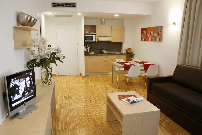 Euro Hotel Residence - Oda
