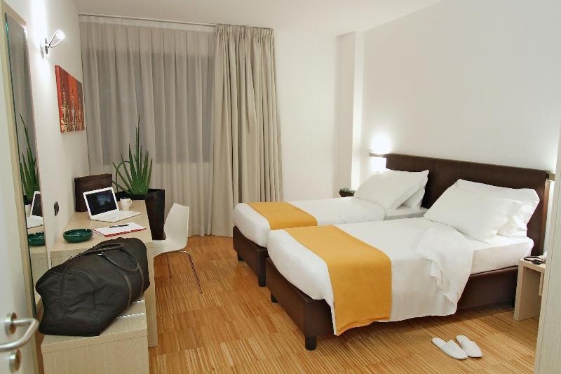 Euro Hotel Residence - Oda