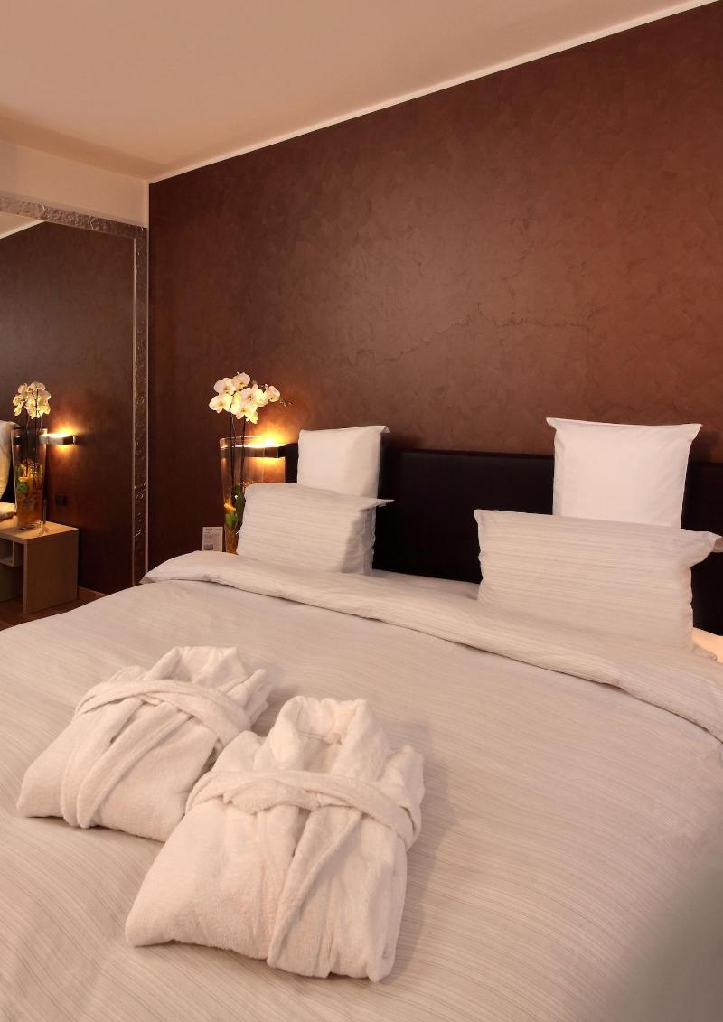 Euro Hotel Residence - Oda
