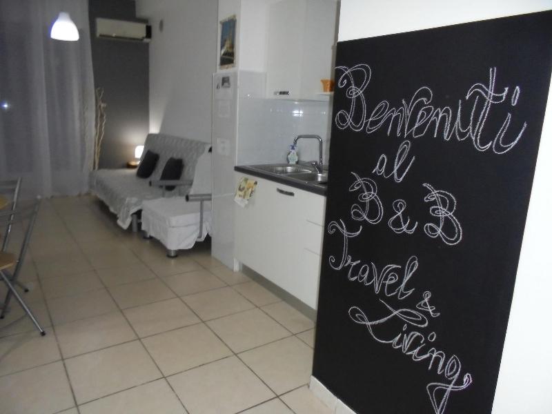 Travel And Living - Restoran