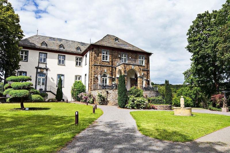 Schloss Burgbrohl - Genel