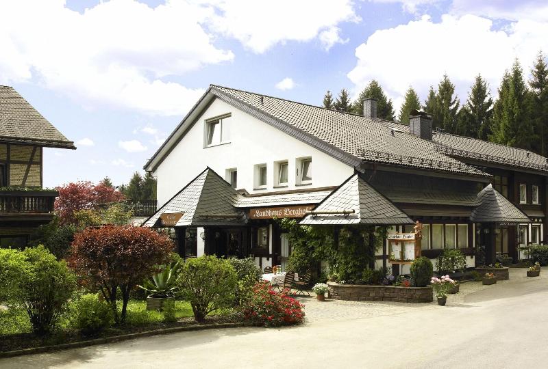 Hotel Landhaus Berghof - Genel