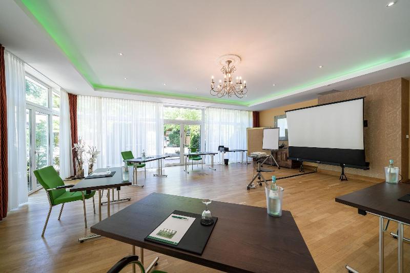 Waldhotel Tannenhäuschen - Toplantı