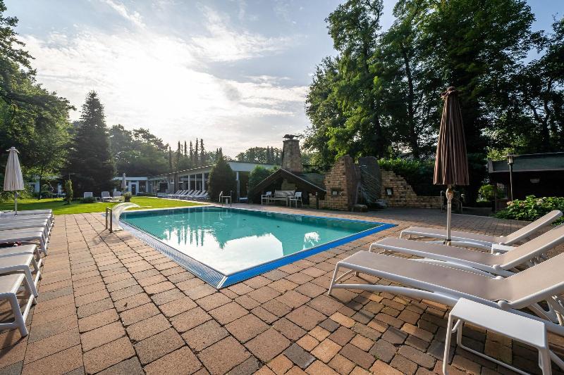 Waldhotel Tannenhäuschen - Aktivite