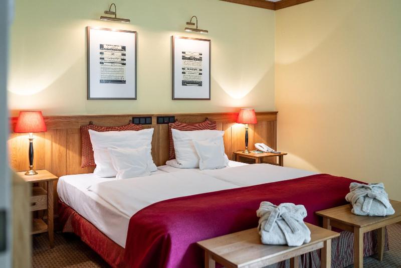 Waldhotel Tannenhäuschen - Oda