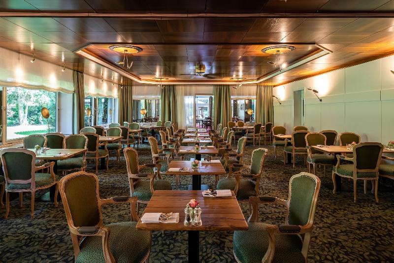 Waldhotel Tannenhäuschen - Restoran