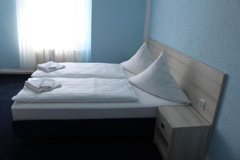 Hotel Am Fluss - Oda