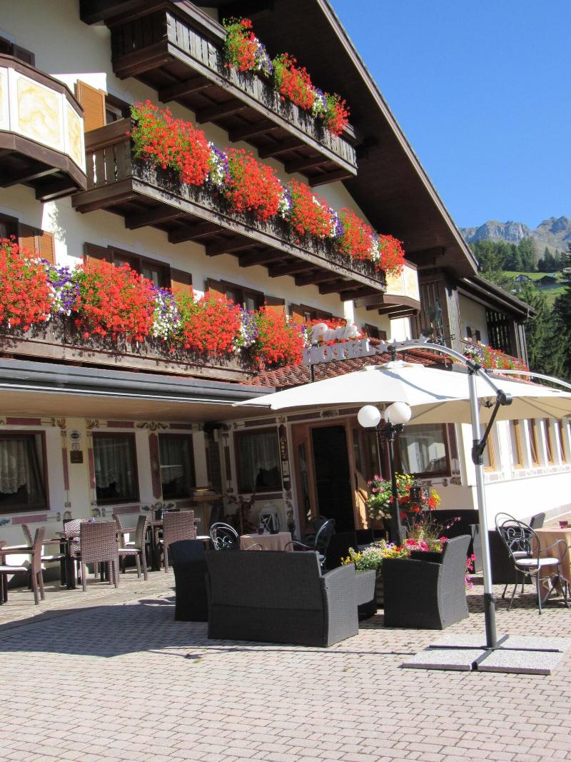 Park Hotel Arnica - Genel