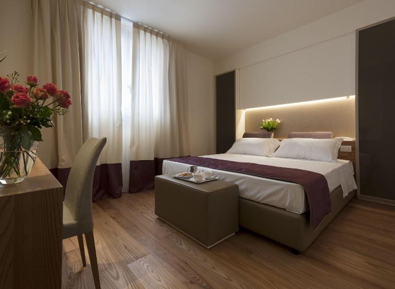 Hotel Villa Del Poggio - Oda
