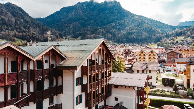 Art & Music Hotel Isolabella - Genel