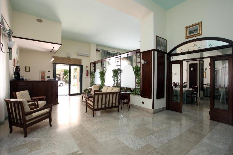 Hotel Calabria - Lobi