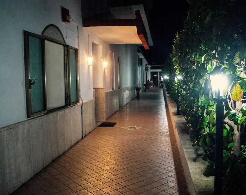 Hotel Calabria - Genel