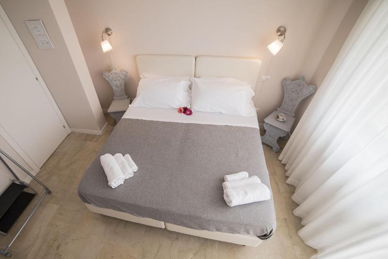Attico 33 B&B - Oda