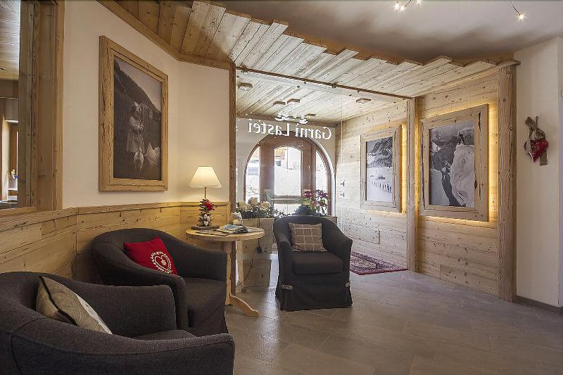 Hotel Garni Lastei - Lobi