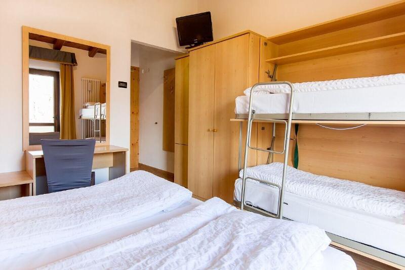 Hotel Derby - Oda