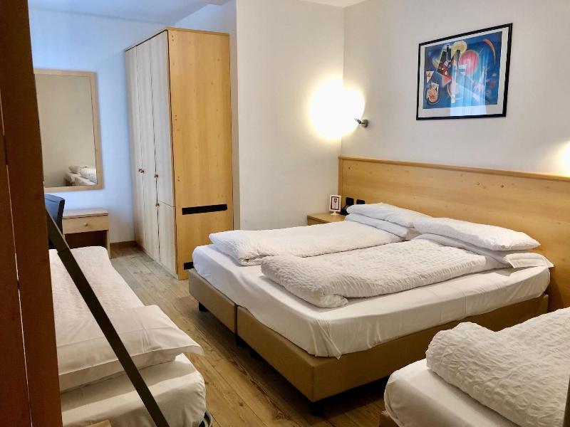Hotel Derby - Oda