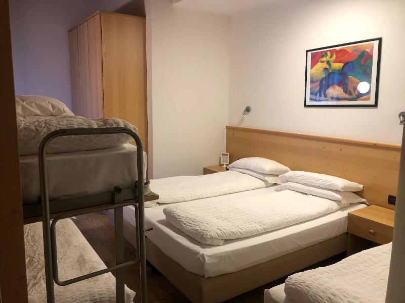 Hotel Derby - Oda