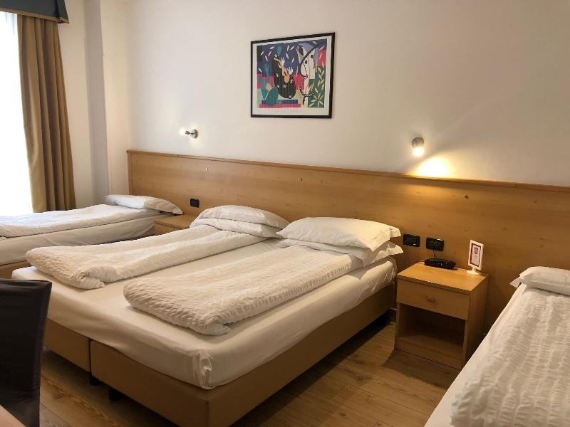 Hotel Derby - Oda