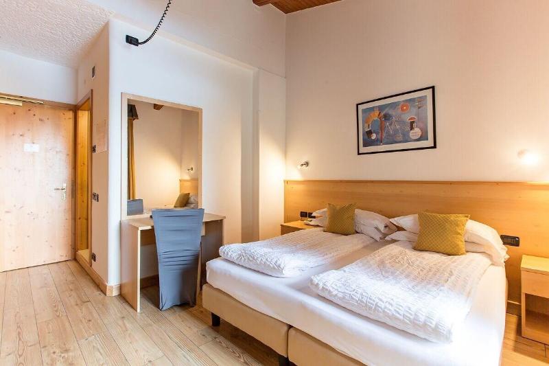 Hotel Derby - Oda