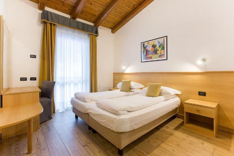 Hotel Derby - Oda