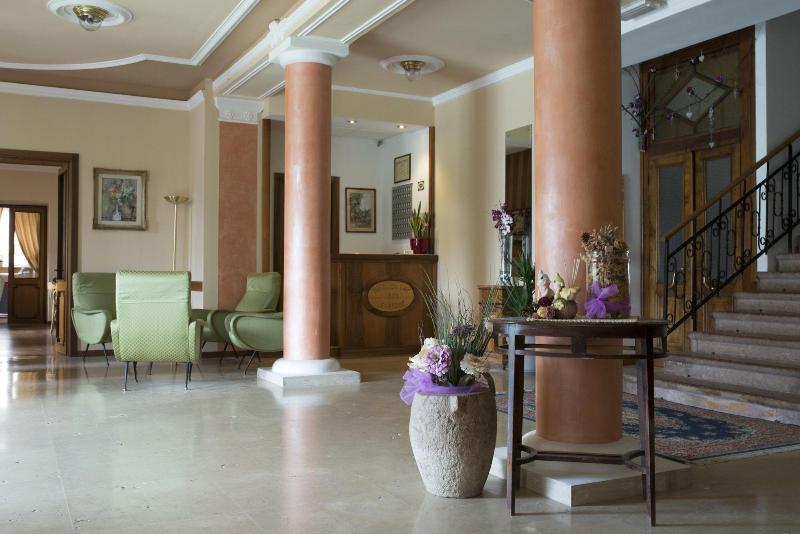 Hotel Du Lac - Lobi