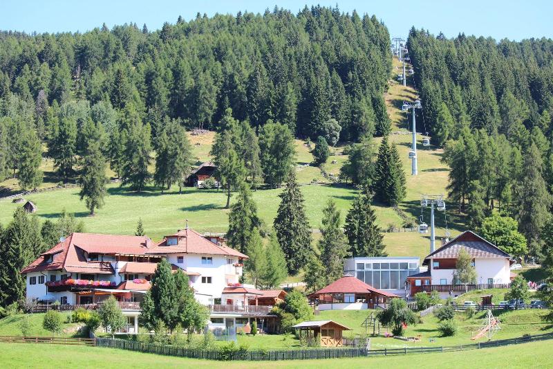 Berghotel Zum Zirm - Genel