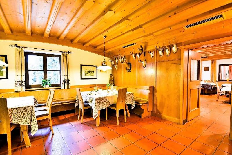 Berghotel Zum Zirm - Restoran