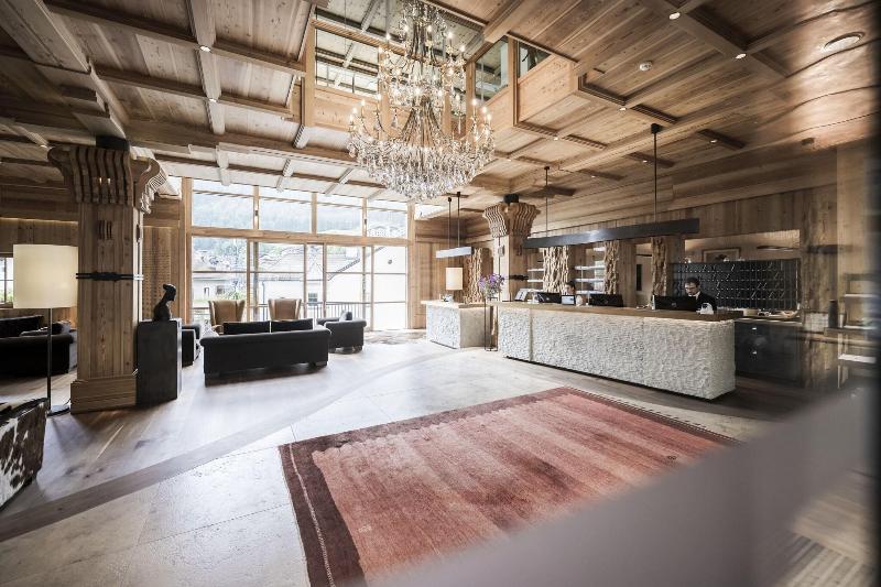 Adler Spa Resort Dolomiti - Lobi
