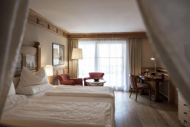 Adler Spa Resort Dolomiti - Oda