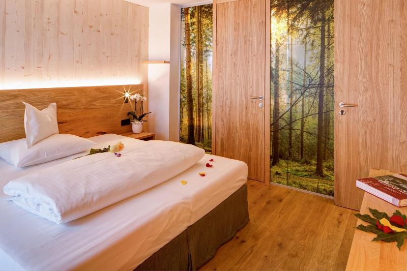 Mountain Design Hotel Eden Selva - Oda