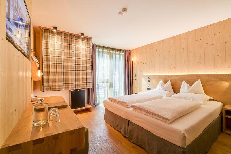 Mountain Design Hotel Eden Selva - Oda