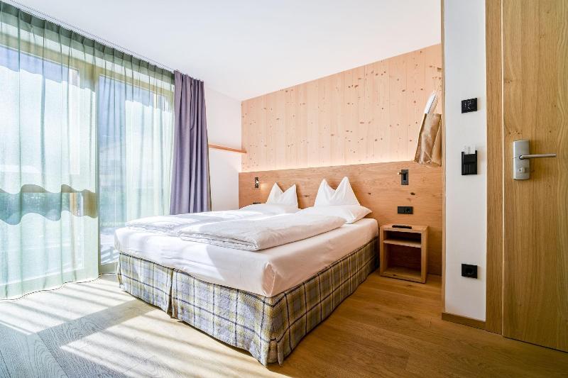 Mountain Design Hotel Eden Selva - Oda