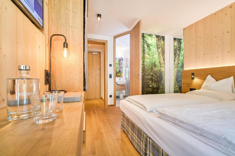 Mountain Design Hotel Eden Selva - Oda