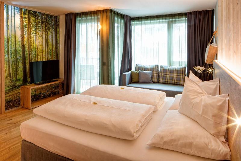 Mountain Design Hotel Eden Selva - Oda
