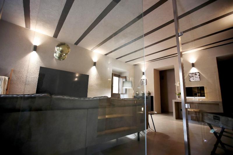 Casa Nostra Luxury Suites - Lobi