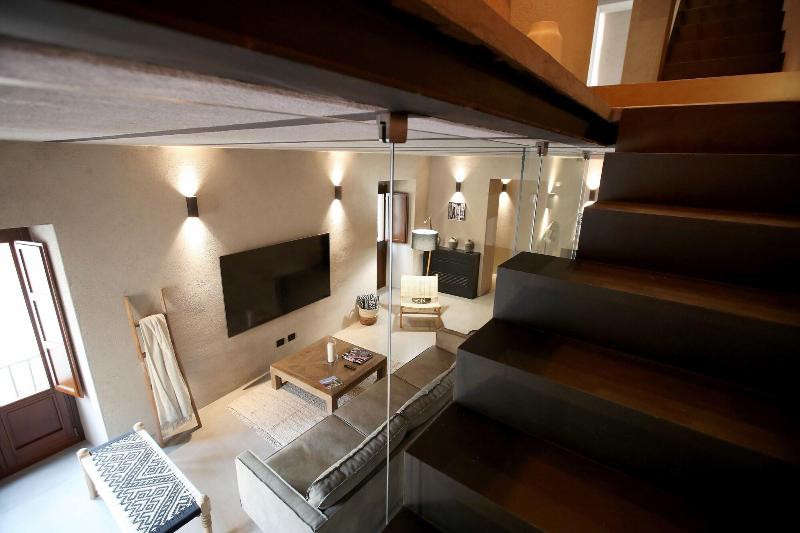 Casa Nostra Luxury Suites - Lobi