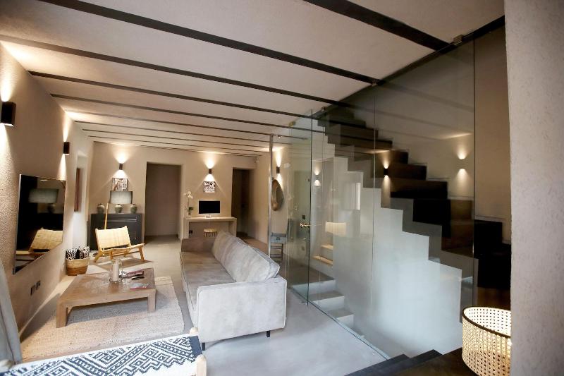 Casa Nostra Luxury Suites - Lobi