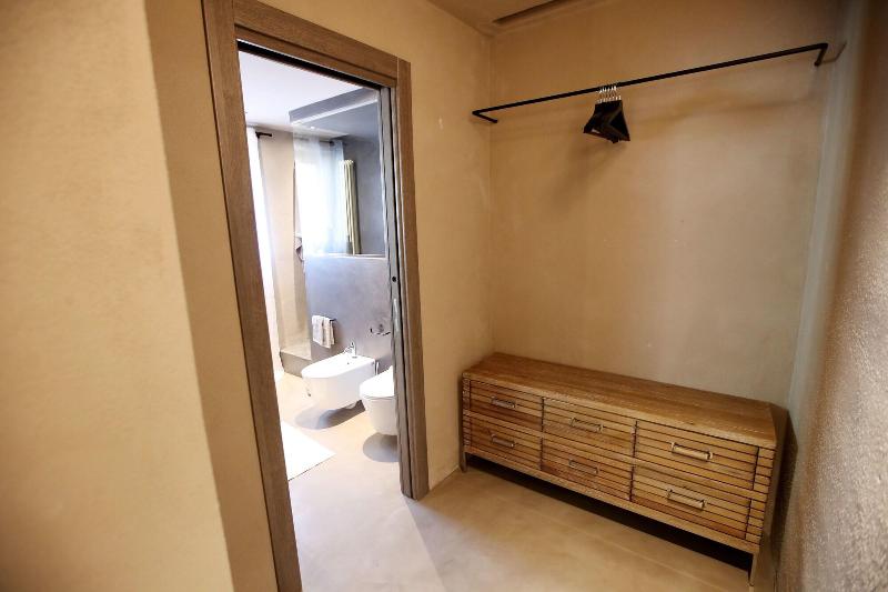 Casa Nostra Luxury Suites - Oda