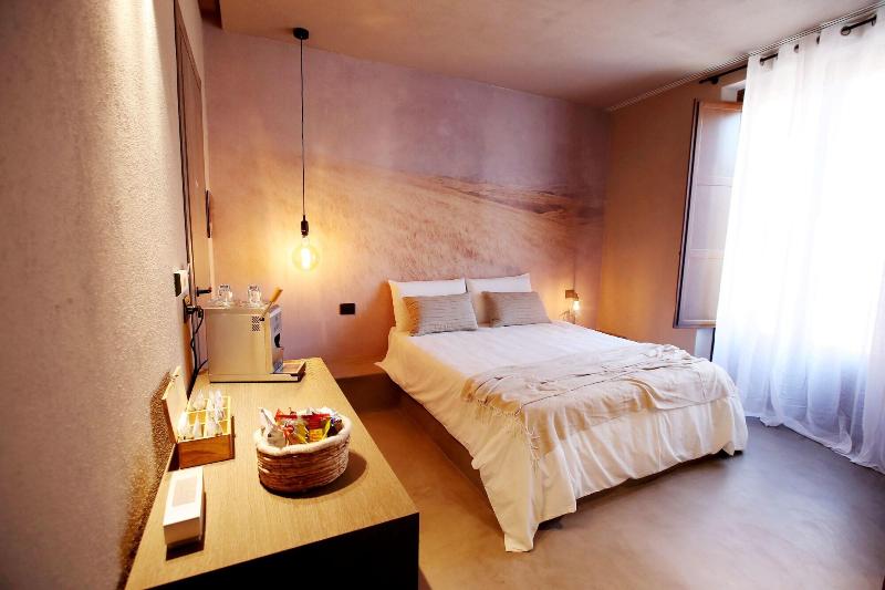 Casa Nostra Luxury Suites - Oda